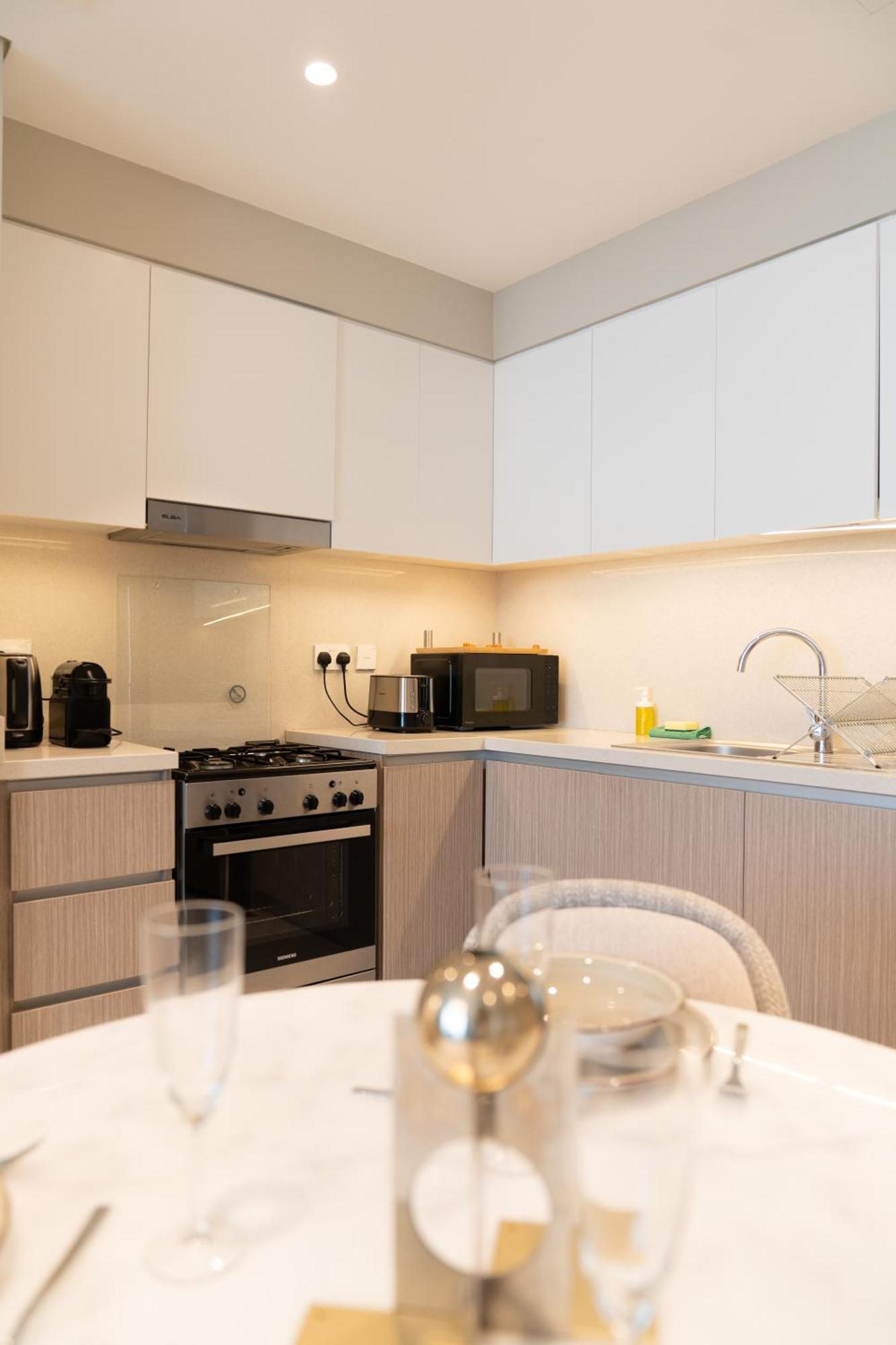 Apartment Elegant Luxury With Stunning Views In Creek Harbour By Aya Boutique *