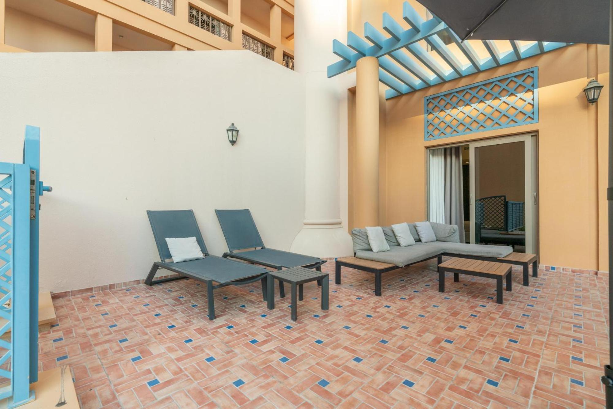 Amazing Beachfront Apartments Near Atlantis Waterpark By Simply Comfort Sarai Palm Jumeirah *