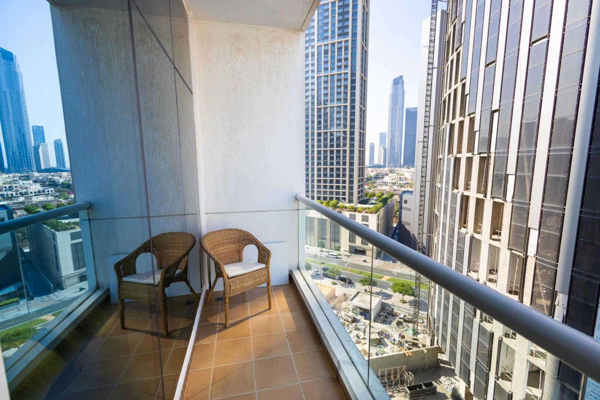 Apartment Downtown Burj Al Nujoom Mall & Burj Khalifa *