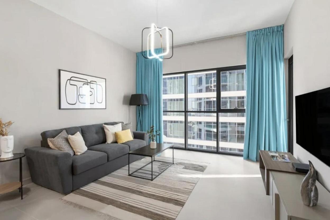 Silkhaus Design 1bdr With Burj Khalifa View In New Tower Dubai