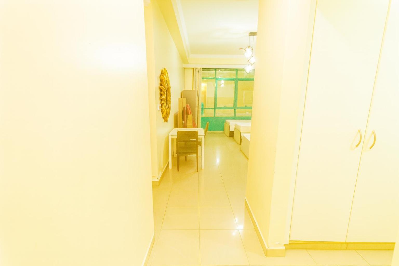 Masters And Double For Girls Only In Marina, Apartment *