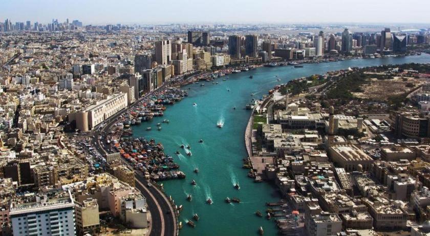 Click Grand - Bur Hotel Dubai