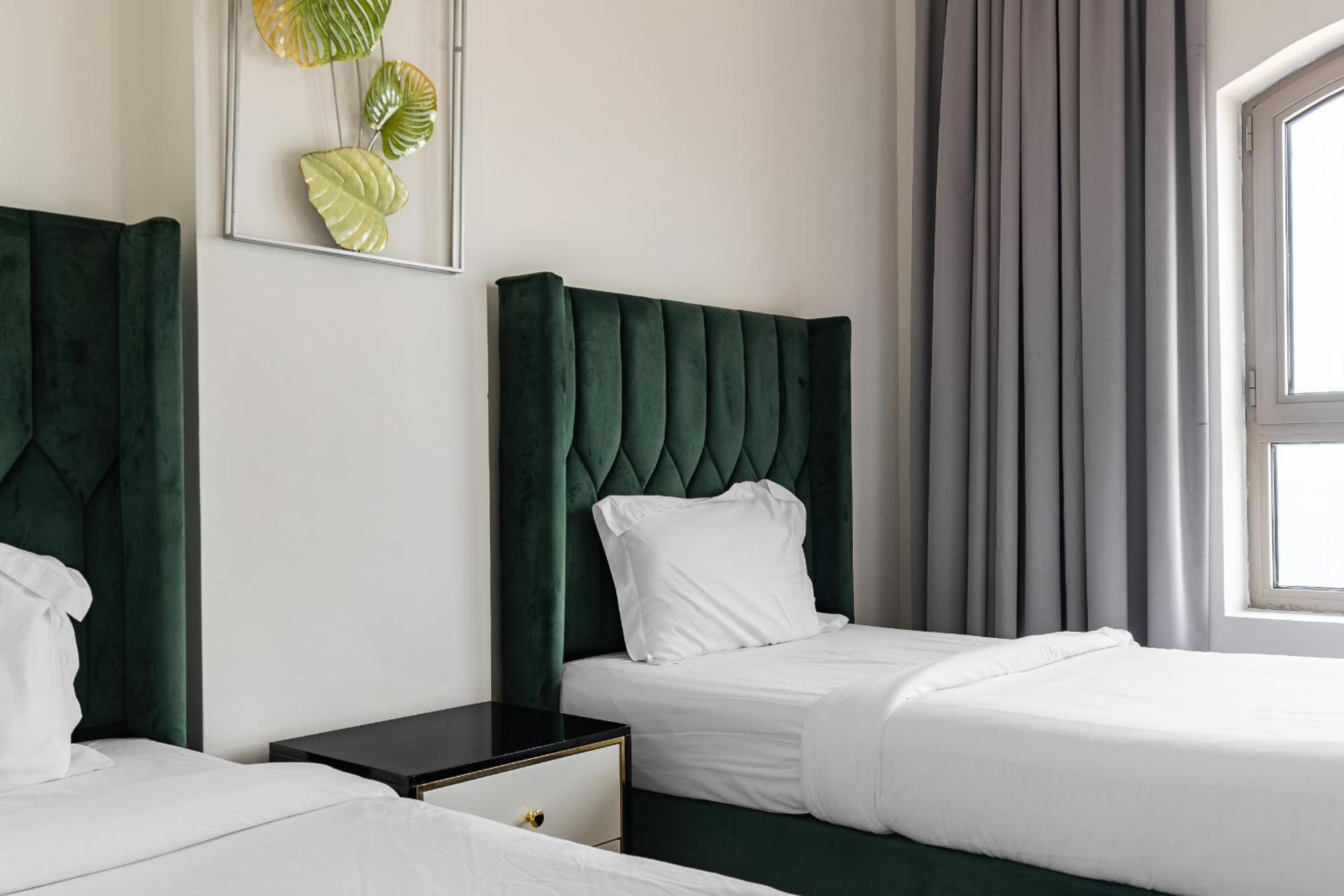 Amazing Beachfront Apartments Near Atlantis Waterpark By Simply Comfort Sarai Palm Jumeirah *