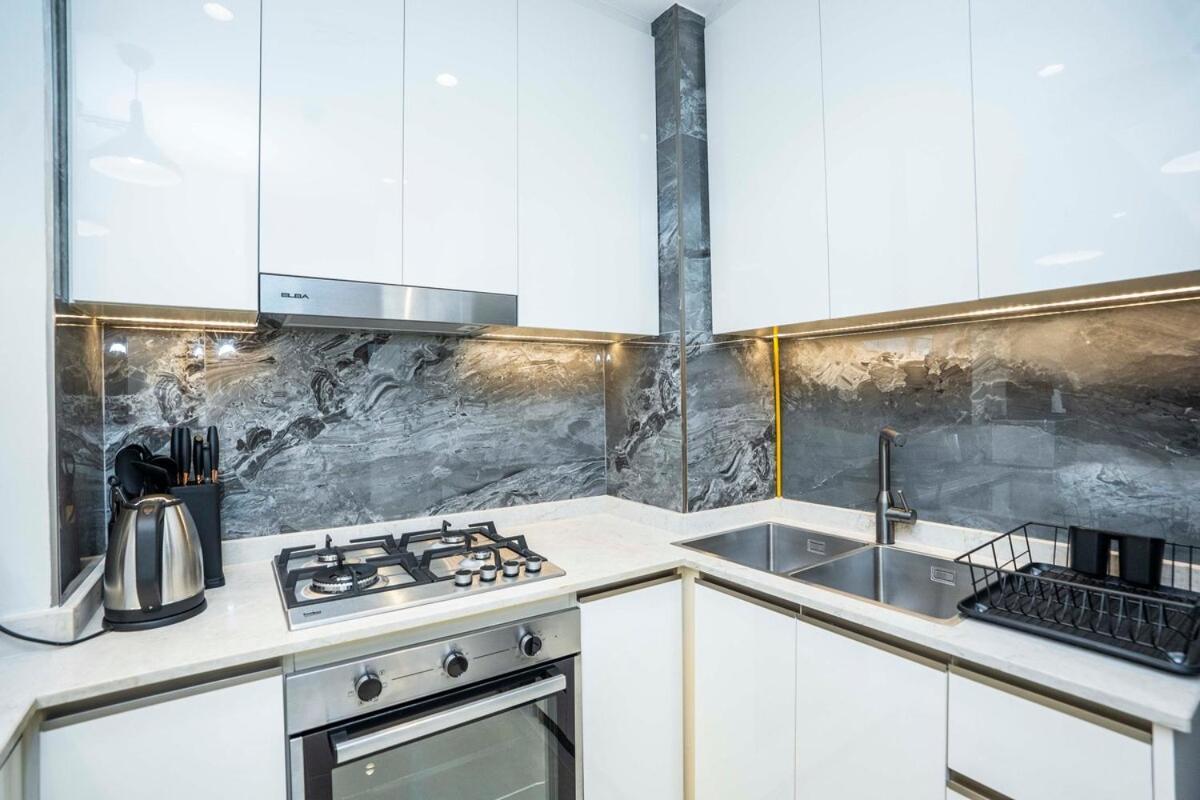 Stylish 2br In Business Bay Life - Free Pool Dubai