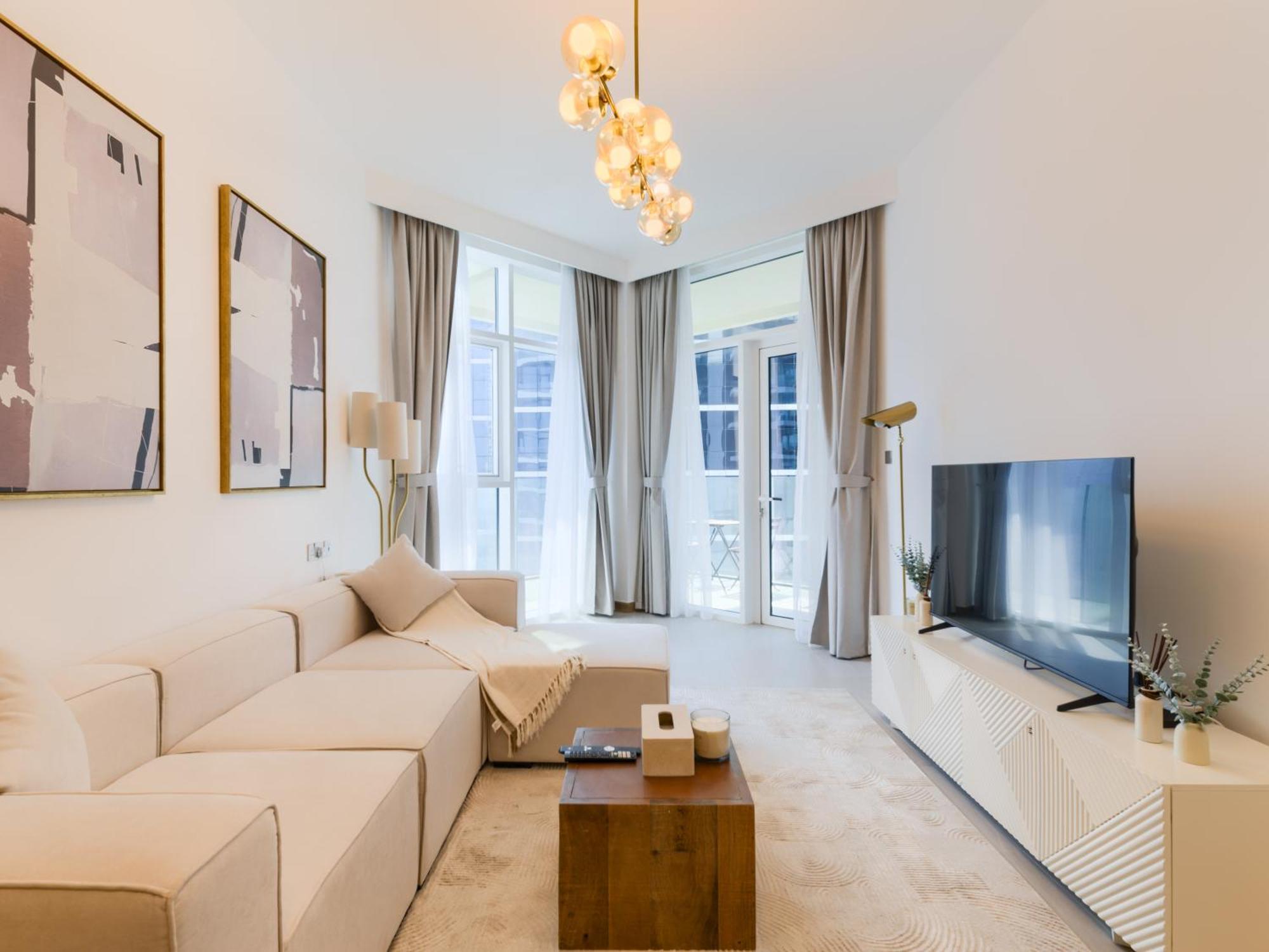 Trps - Urban Oasis, Business Bay - Contemporary 2br In A Secure Community Apartment
