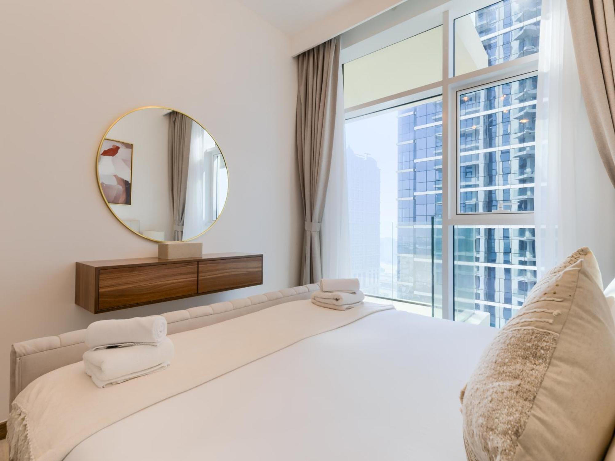 Trps - Urban Oasis, Business Bay - Contemporary 2br In A Secure Community Apartment Dubai