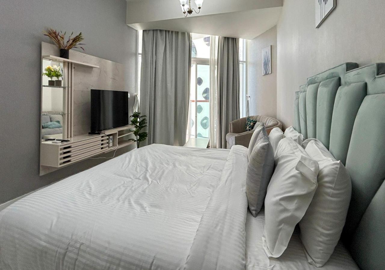 Bespoke Homes - With Canal Views In Millenium Binghatti Residences *