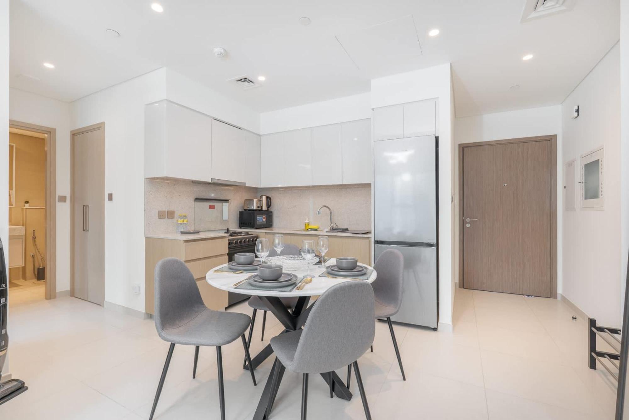 Amazing Downtown 1 Bed For 2
