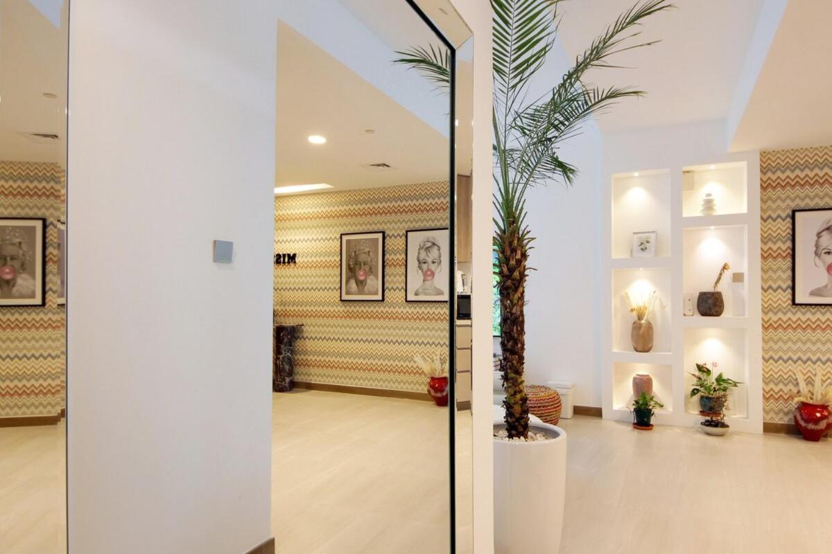Urban Oasis 2br Retreat In With Pool View *
