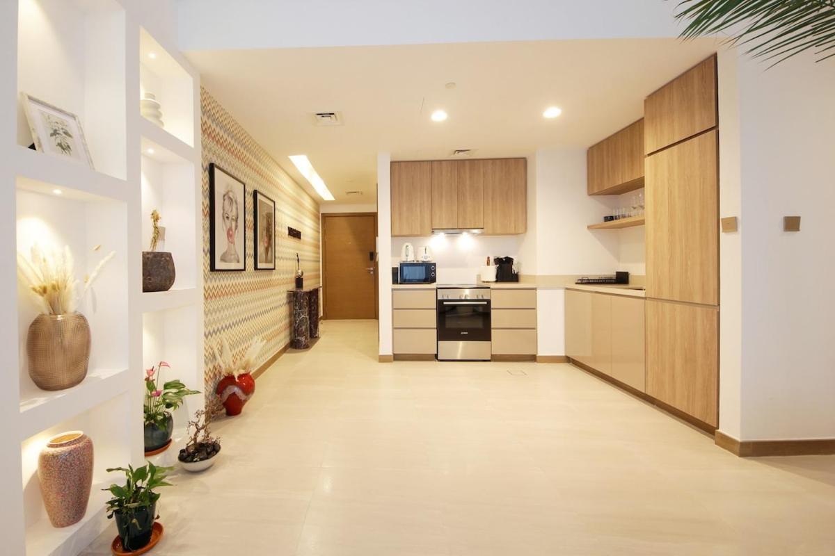 Urban Oasis 2br Retreat In With Pool View * Dubai