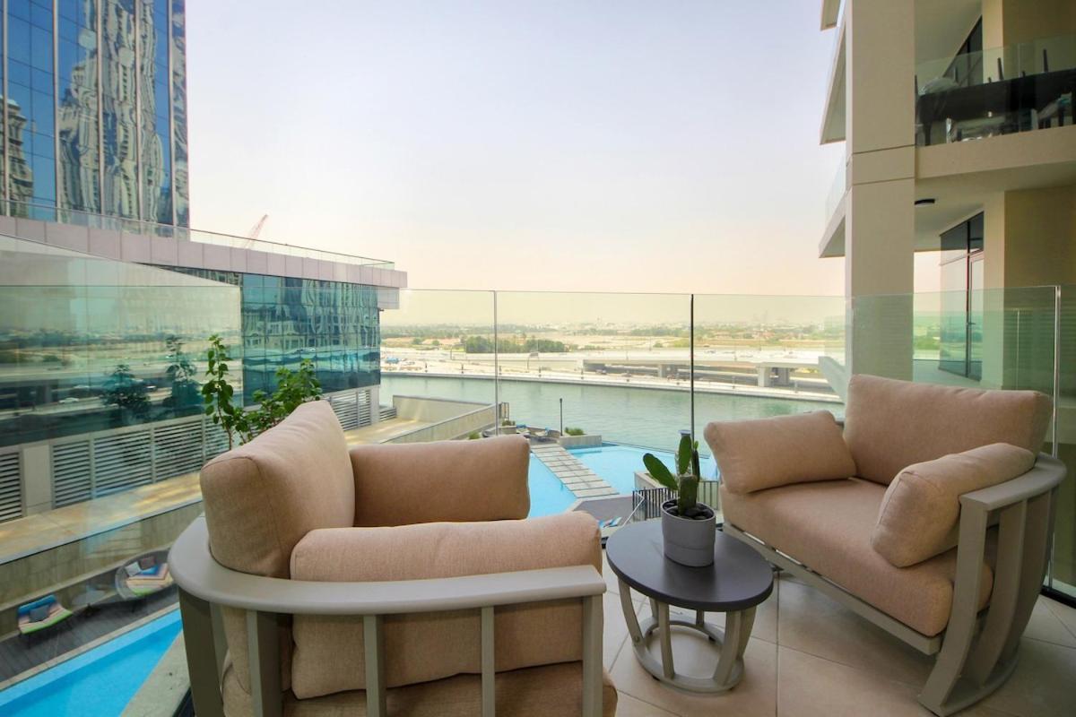Urban Oasis 2br Retreat In With Pool View Apartment *