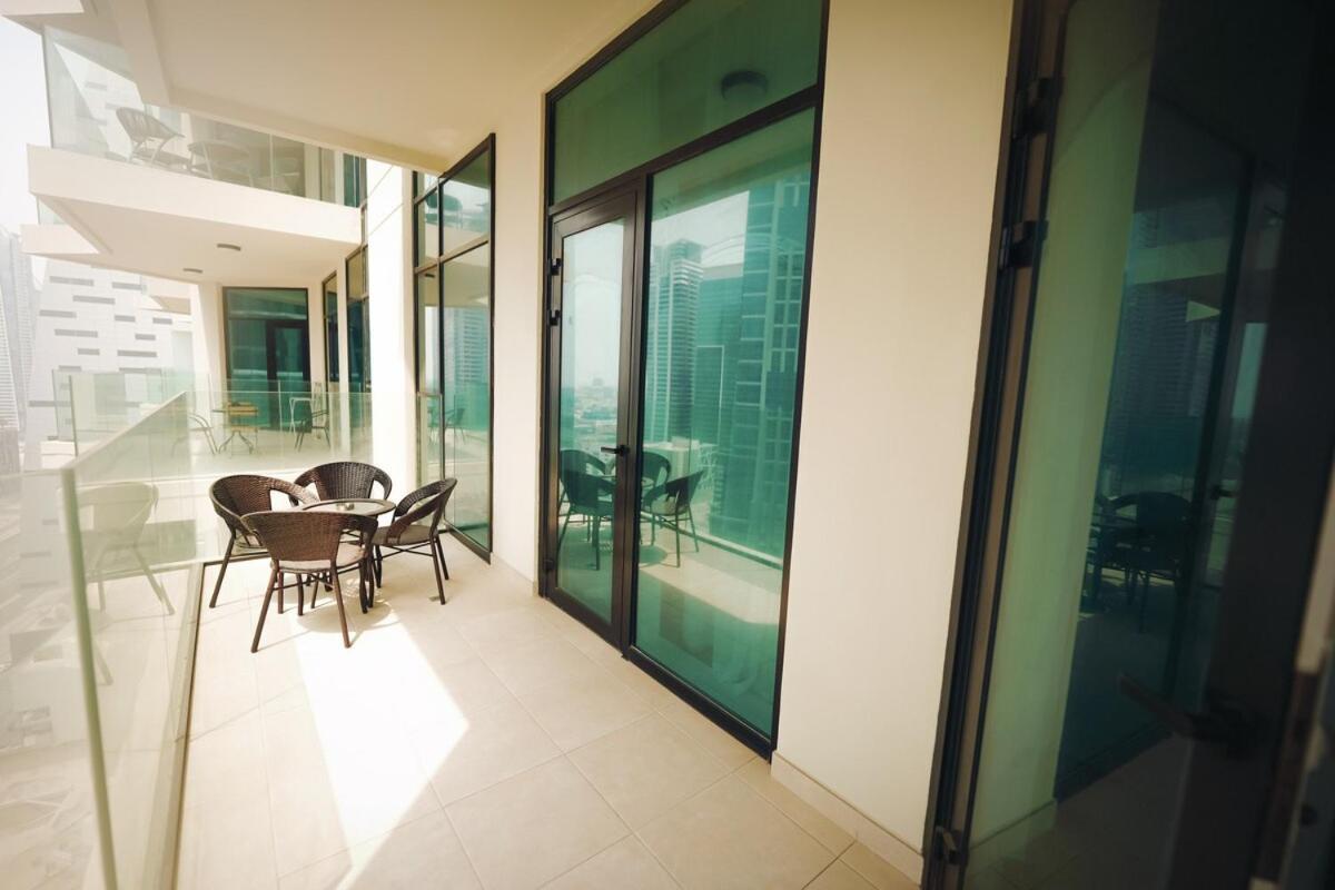 Apartment Fresh Luxury 2br With Amazing View Dubai