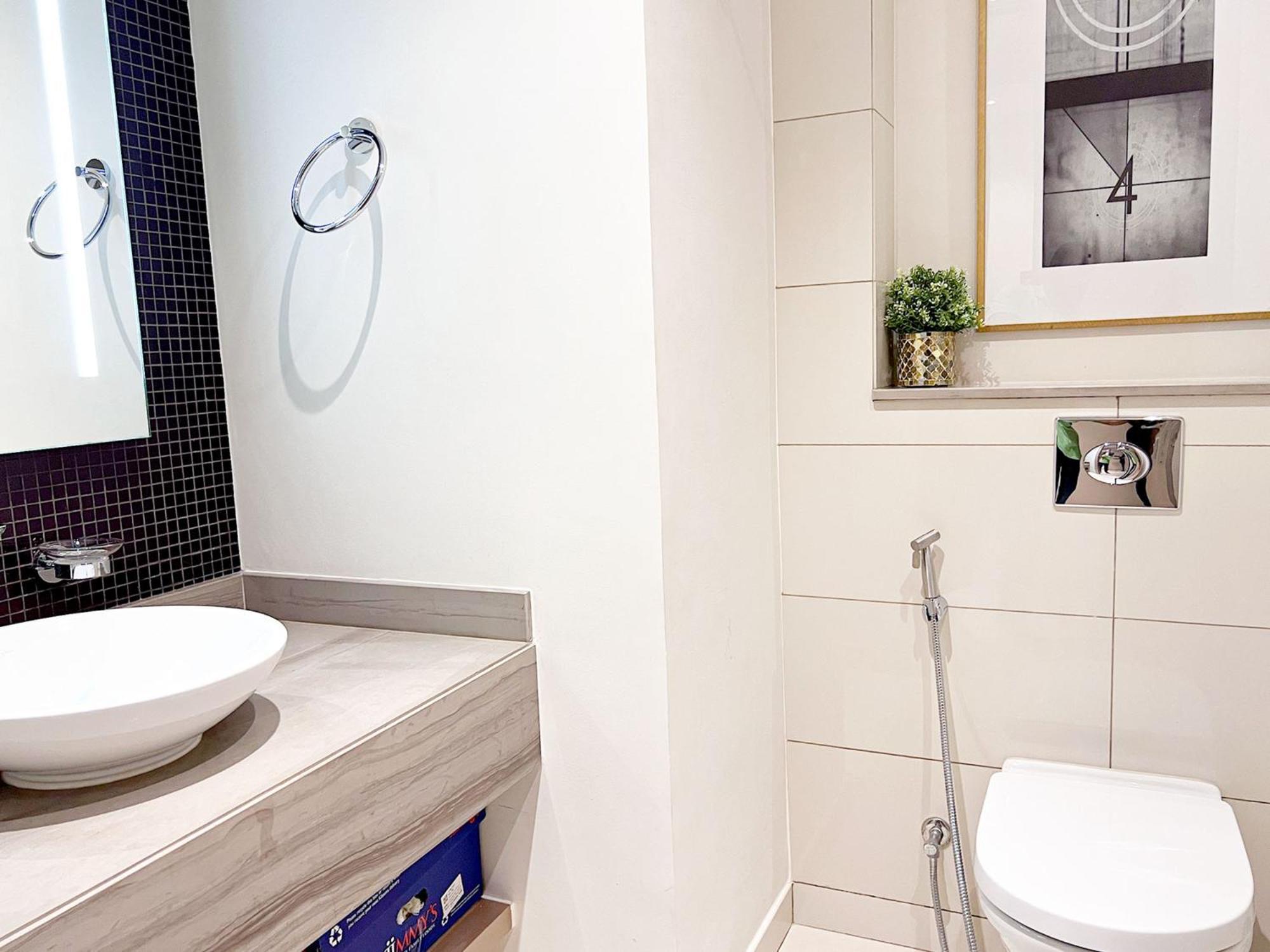 Apartment Paramount Towers - Cosmos Living 1 Bedroom Dubai