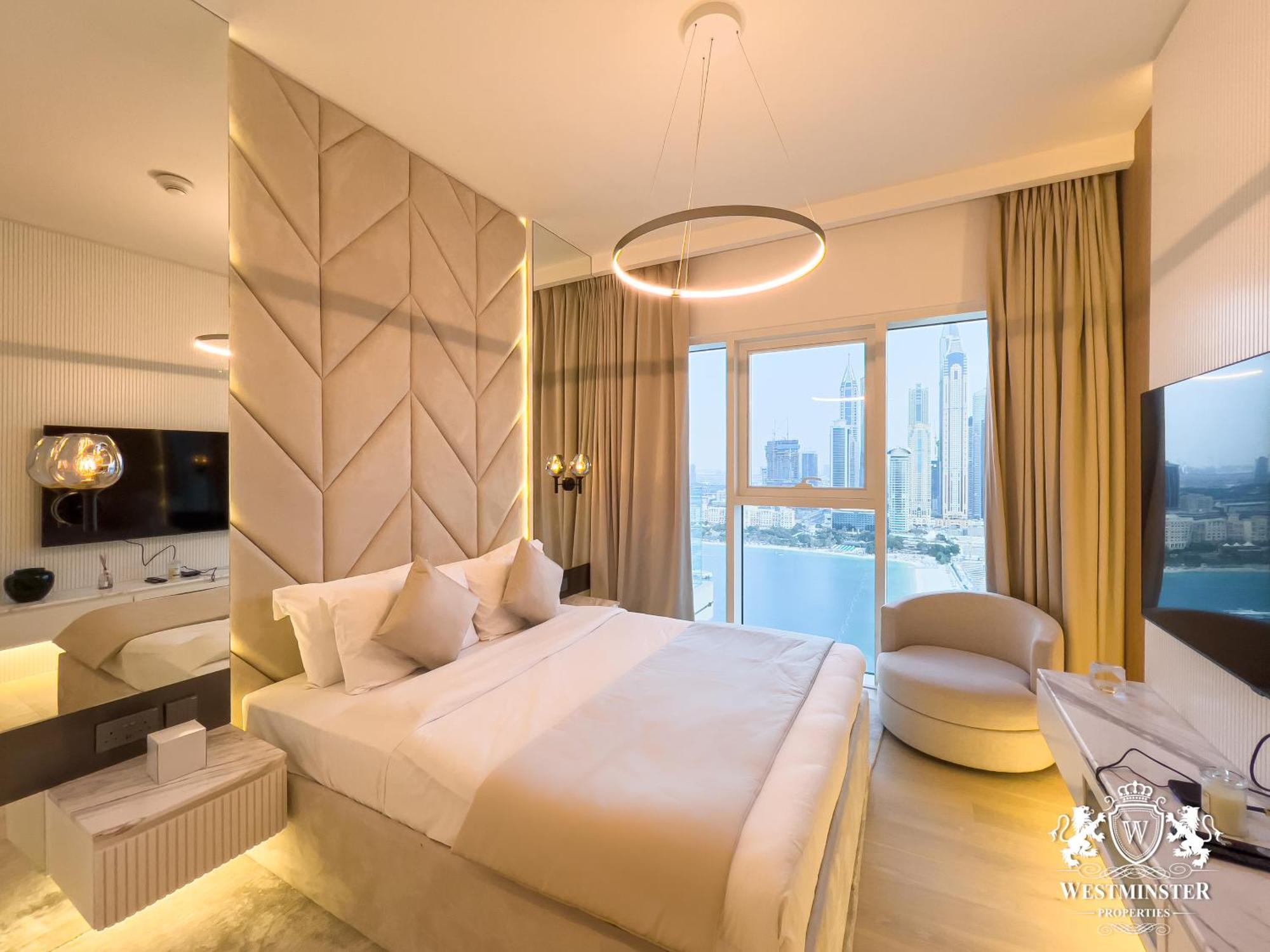 Westminster Front * Dubai