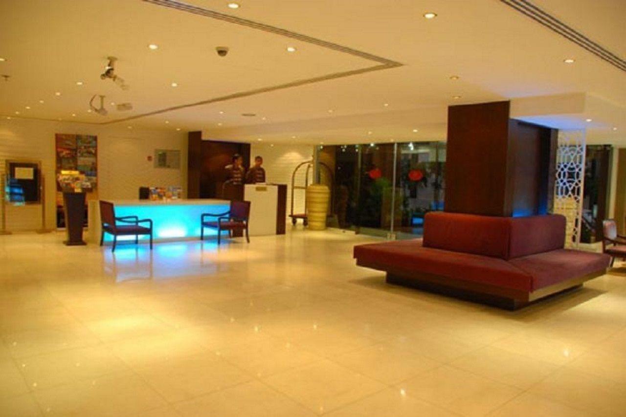 London Crown 1 Aparthotel 3*