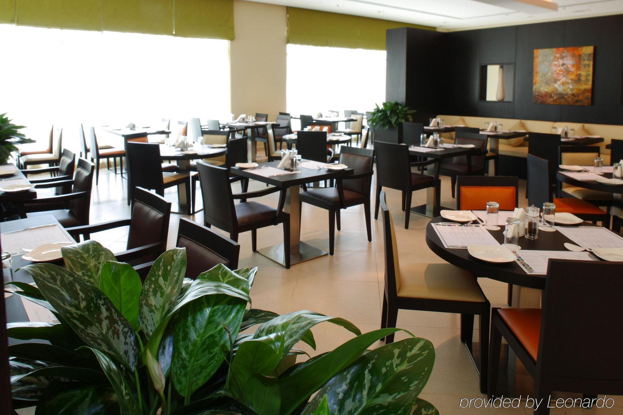 Hotel Holiday Express Dubai, Jumeirah By Ihg
