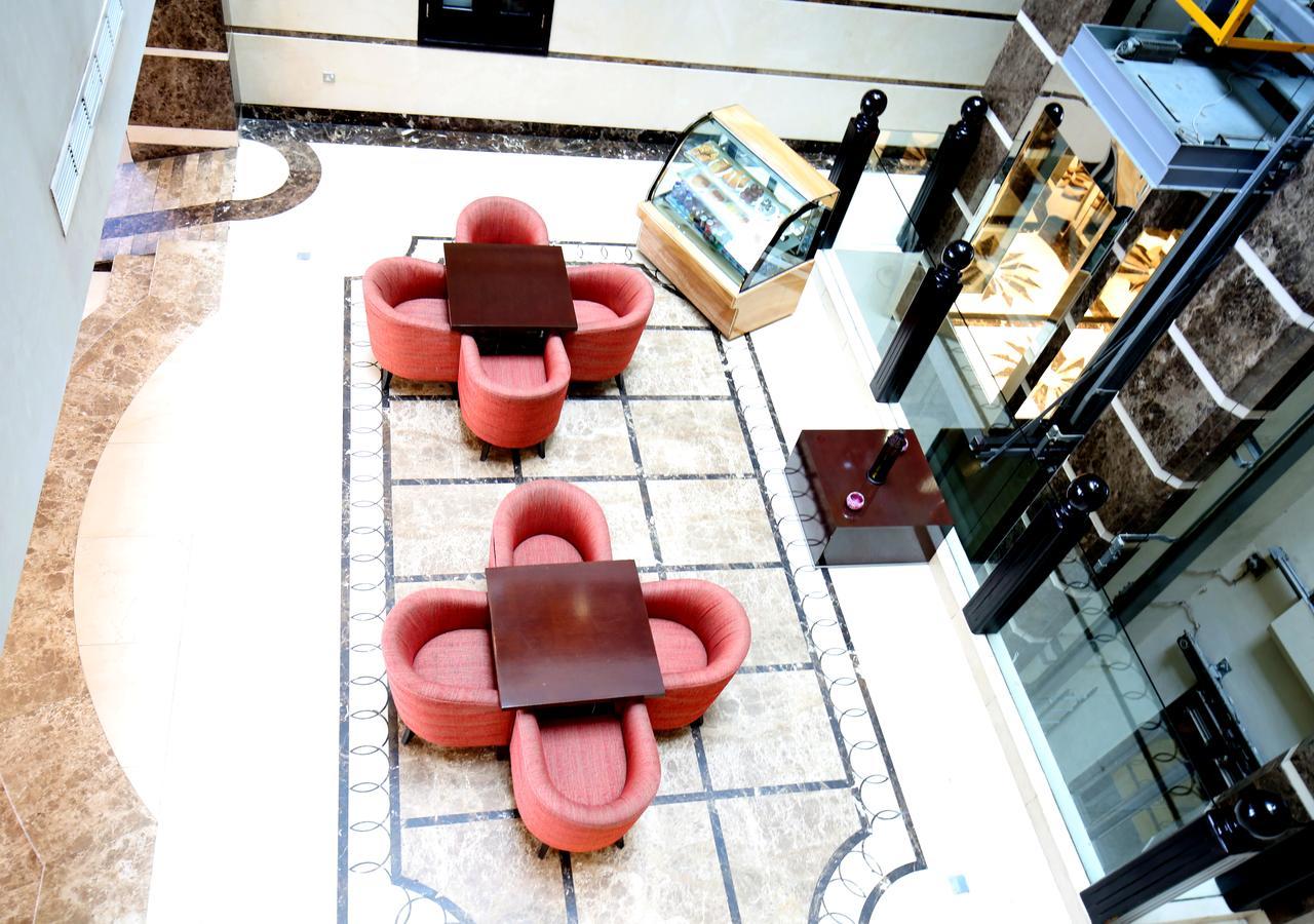 London Crown Hotel 3*