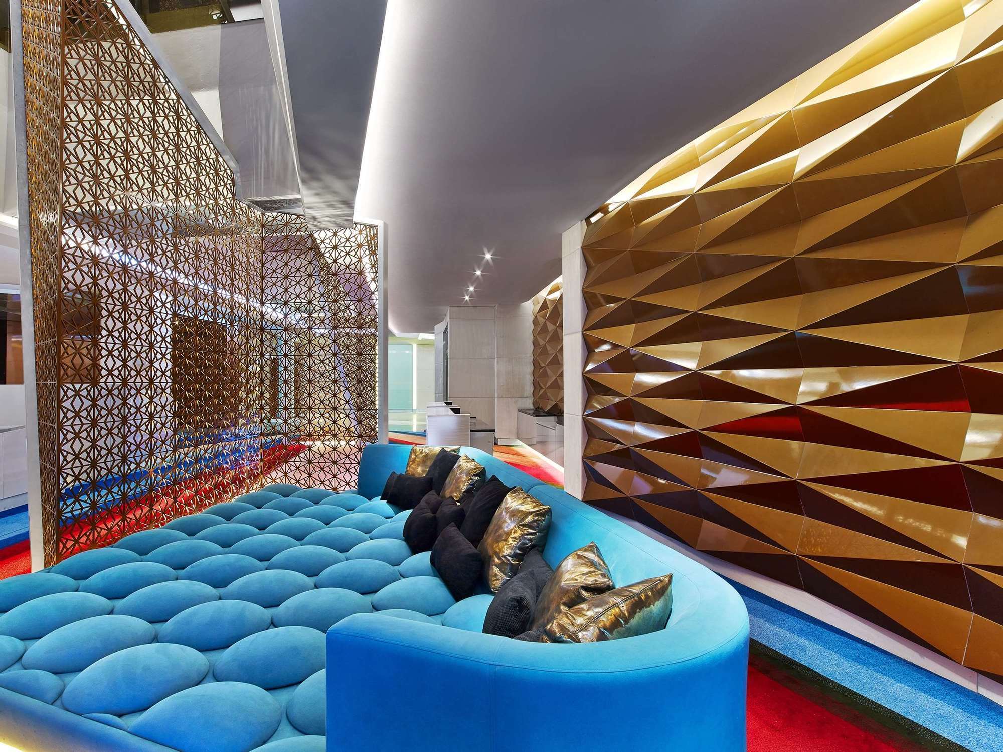 V Dubai, Curio Collection By Hilton Hotel Dubai