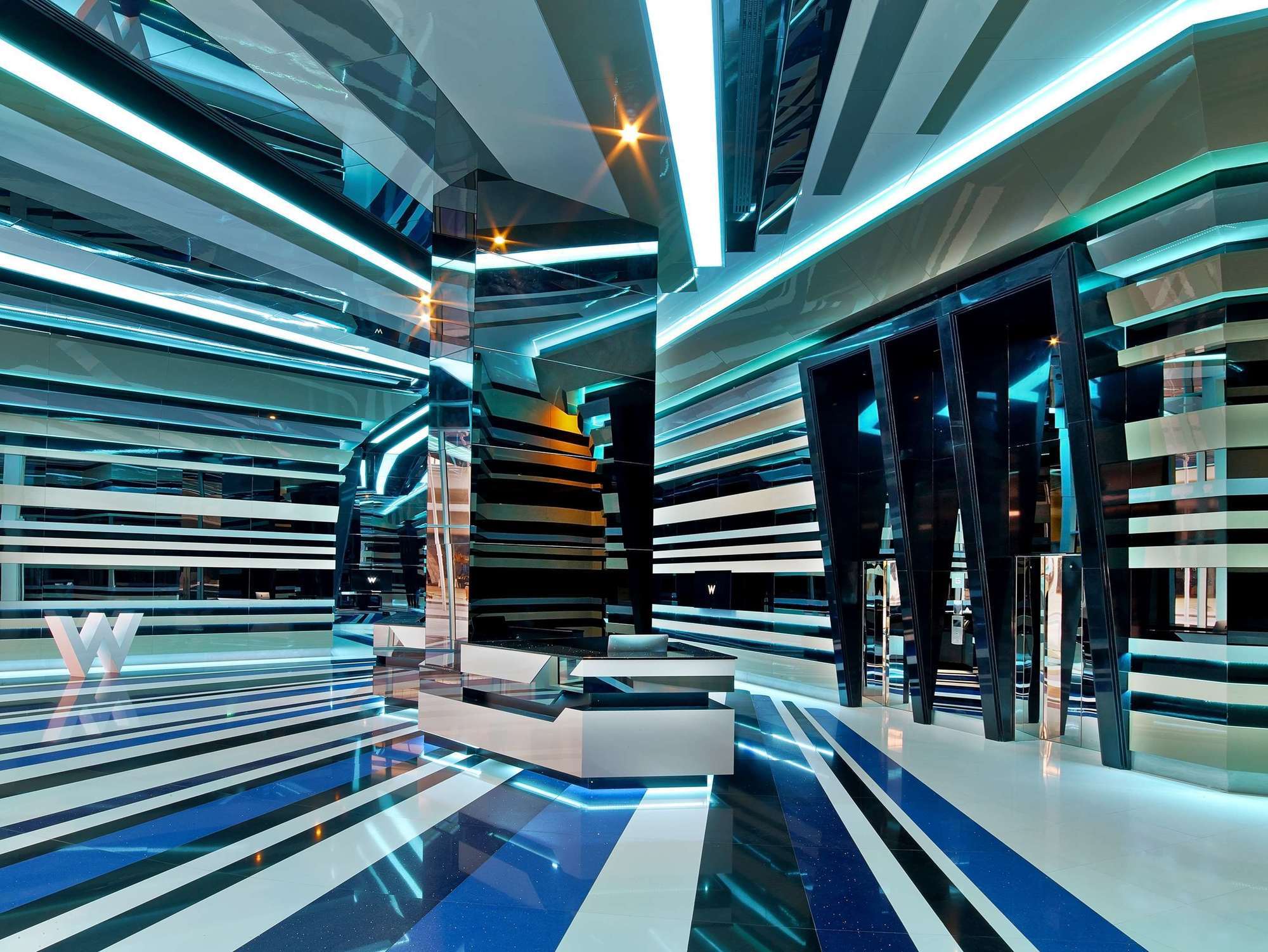 V Dubai, Curio Collection By Hilton Hotel 5*