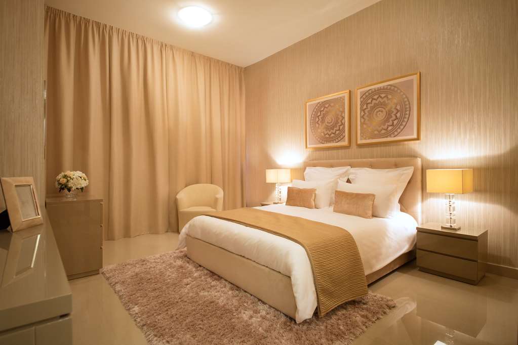 Barcelo Residences Marina