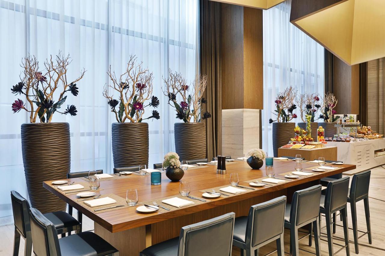 Courtyard By Marriott Dubai, Al Barsha 4*