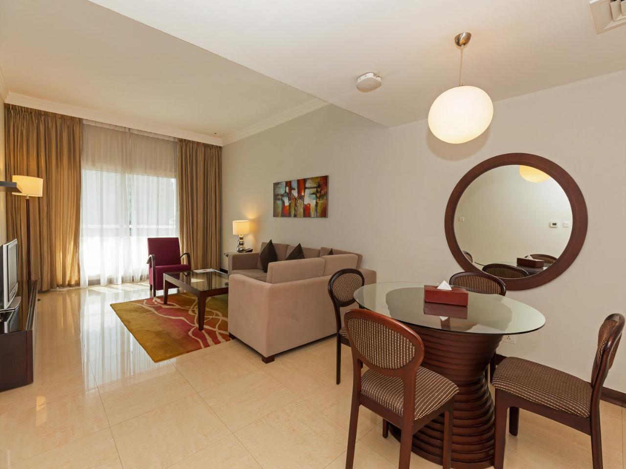 Aparthotel Flora Park Deluxe 4*