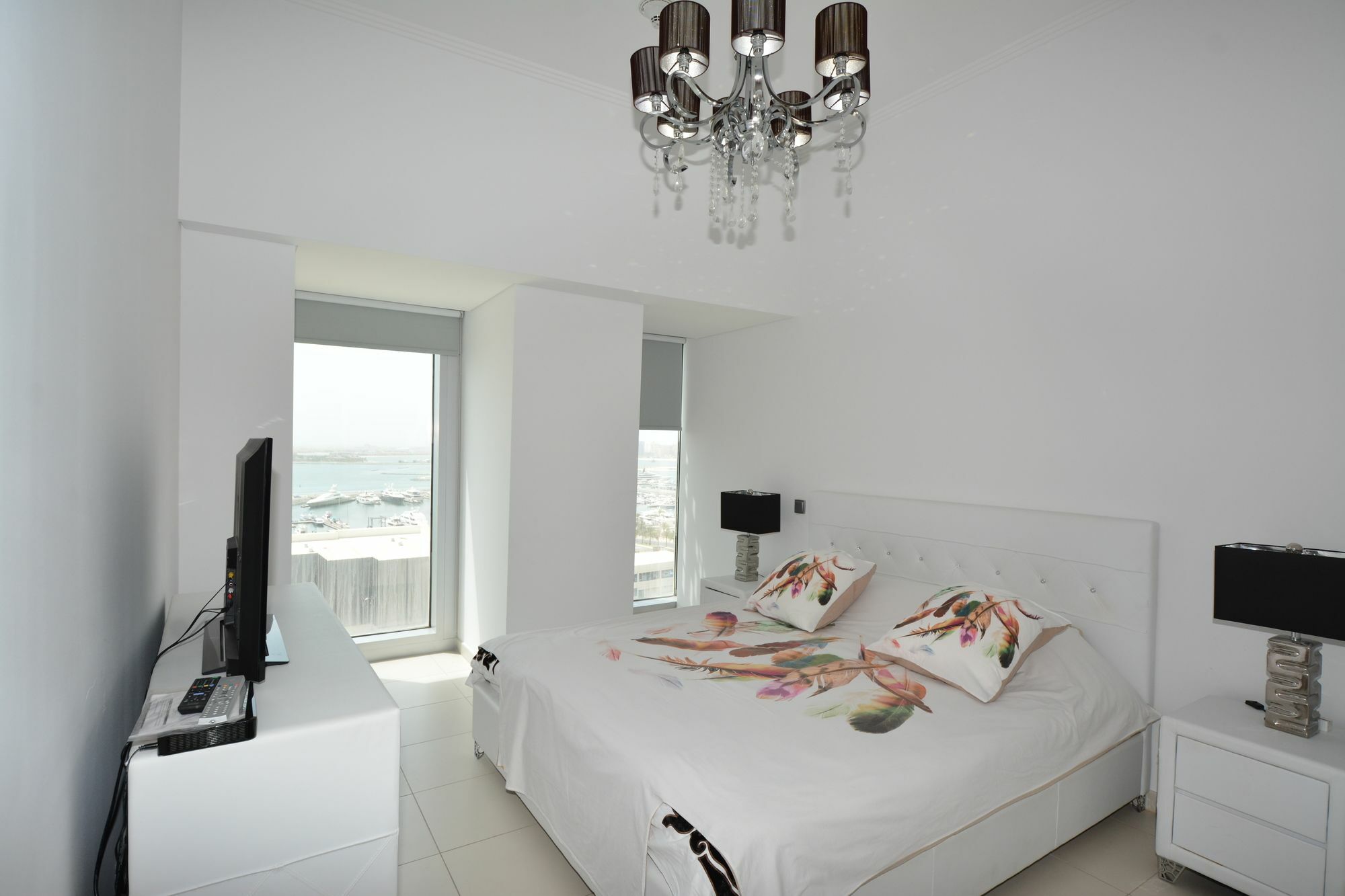 Apartment Cayan Tower By Deluxe Homes *