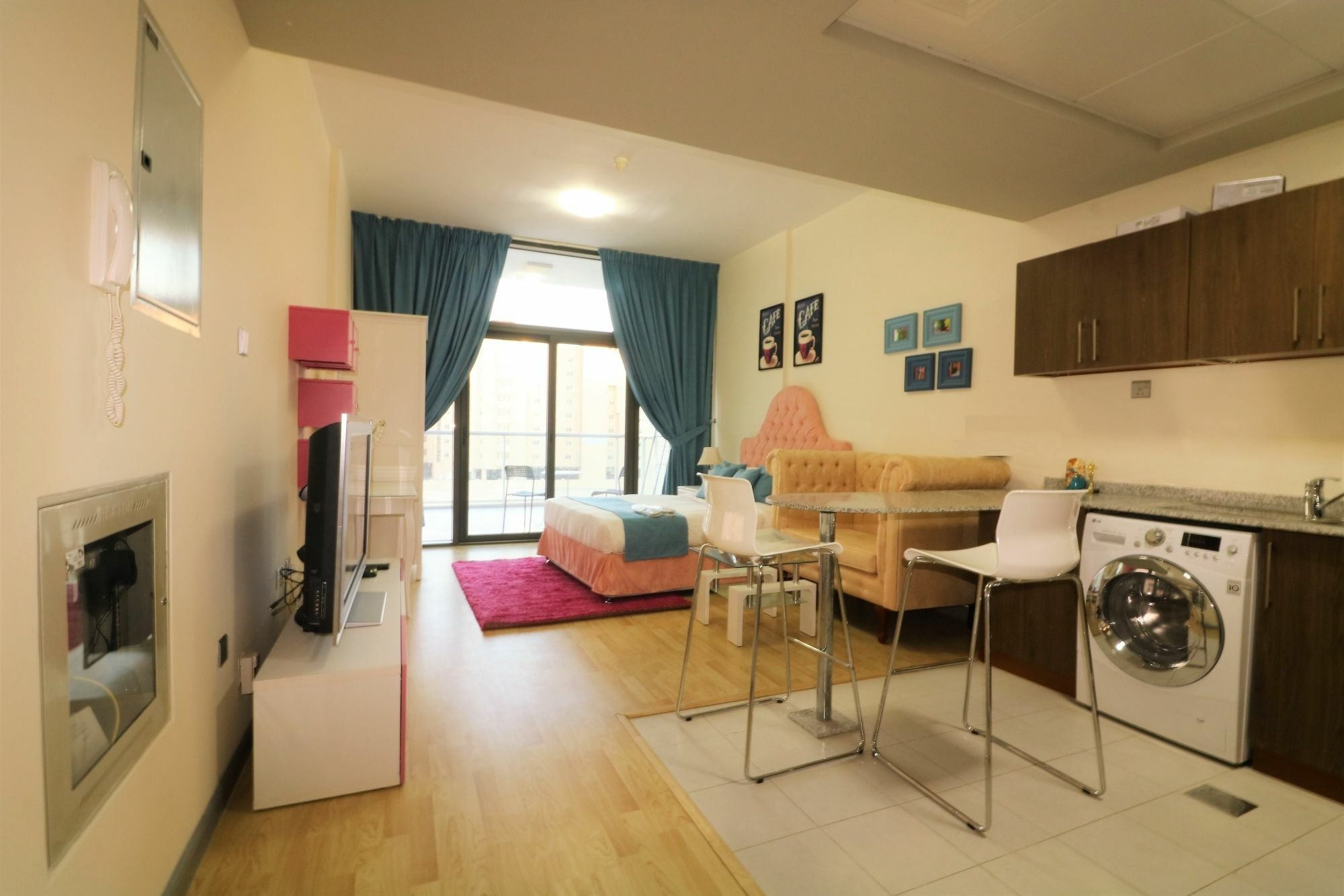 Apartment Piks Key - Binghatti *