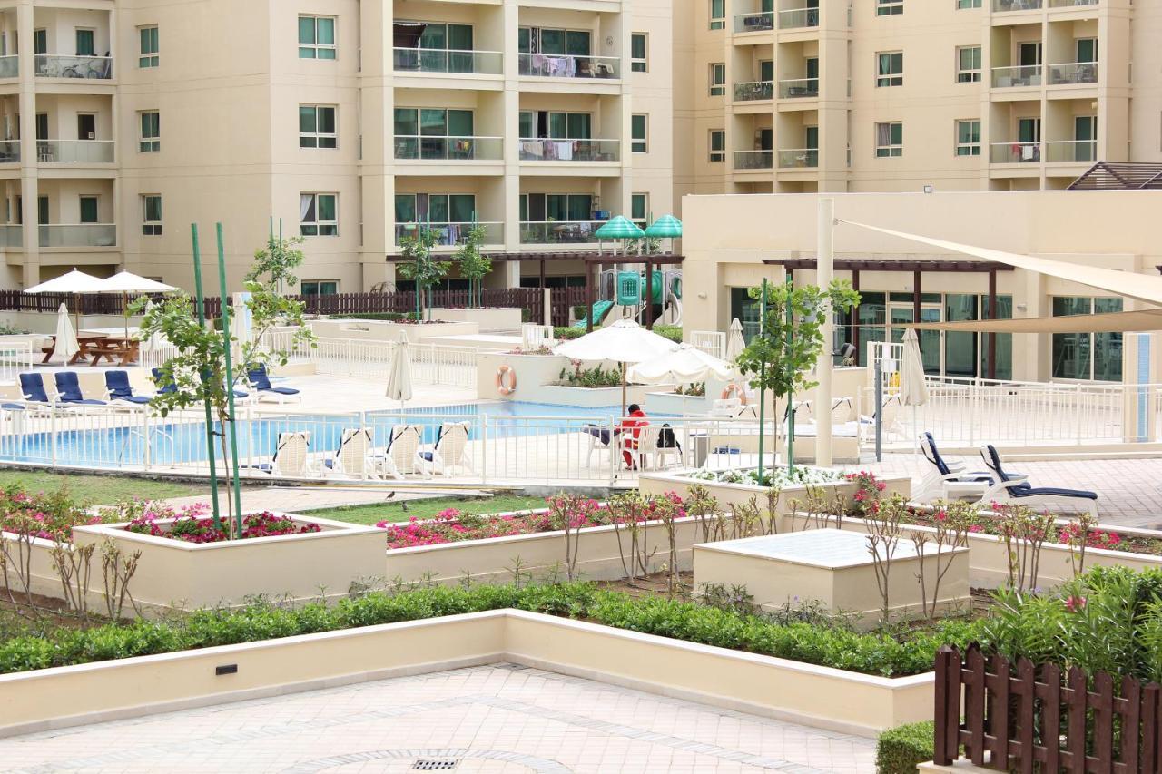 New Arabian Al Dhafra 2 The Greens 1 Br Dubai