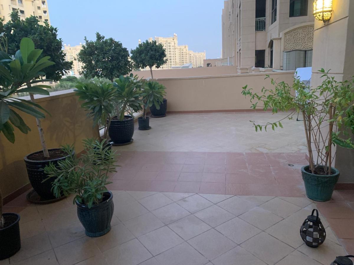 Palm Jumeirah Golden Mile Apartment Dubai
