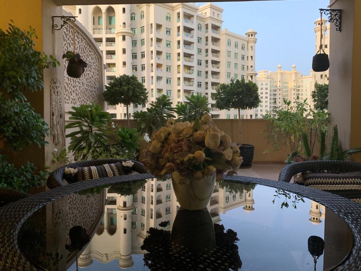Palm Jumeirah Golden Mile *