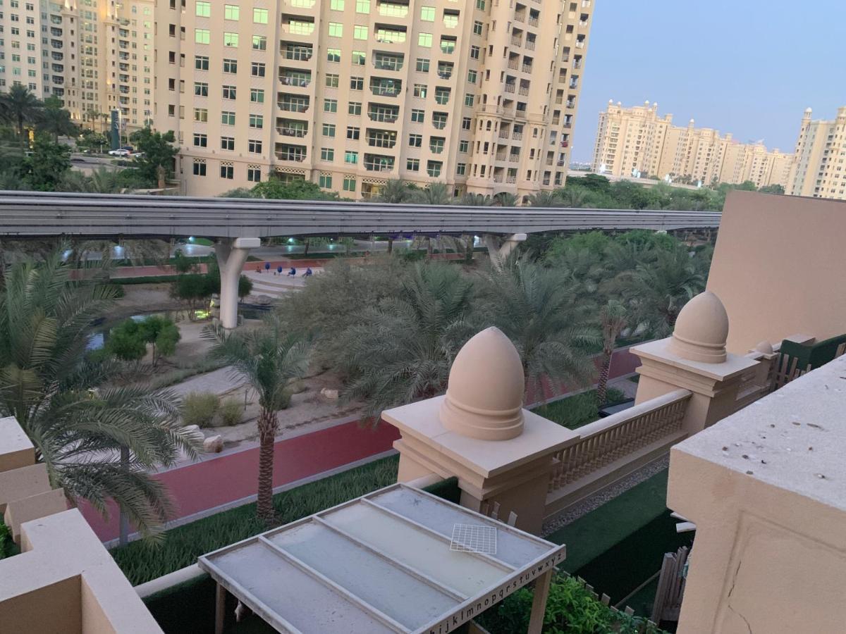 Palm Jumeirah Golden Mile Apartment