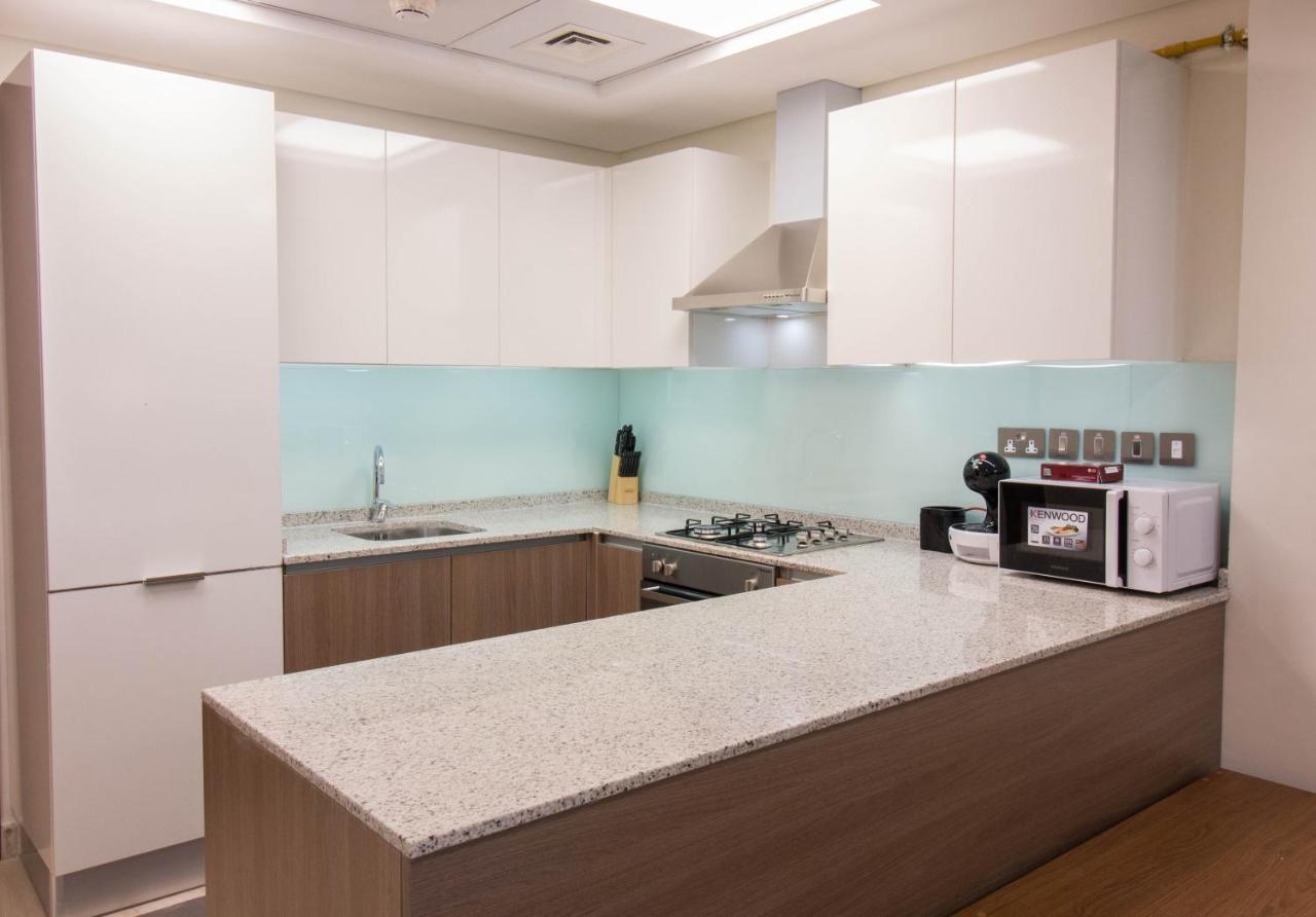 Cozy 1br With Pool And Gym 10mins Away By Drive To Dxb Airport Apartment *