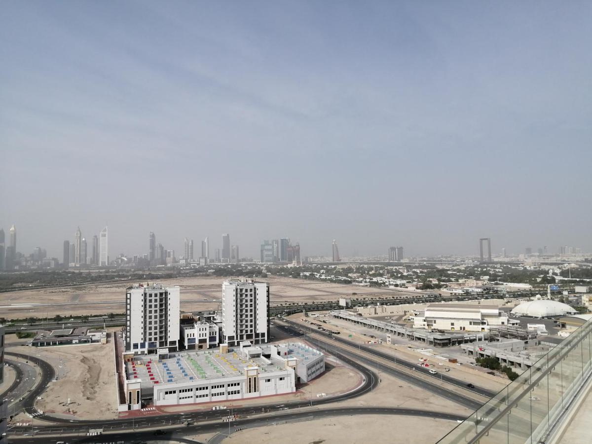 Cozy 1br With Pool And Gym 10mins Away By Drive To Dxb Airport * Dubai