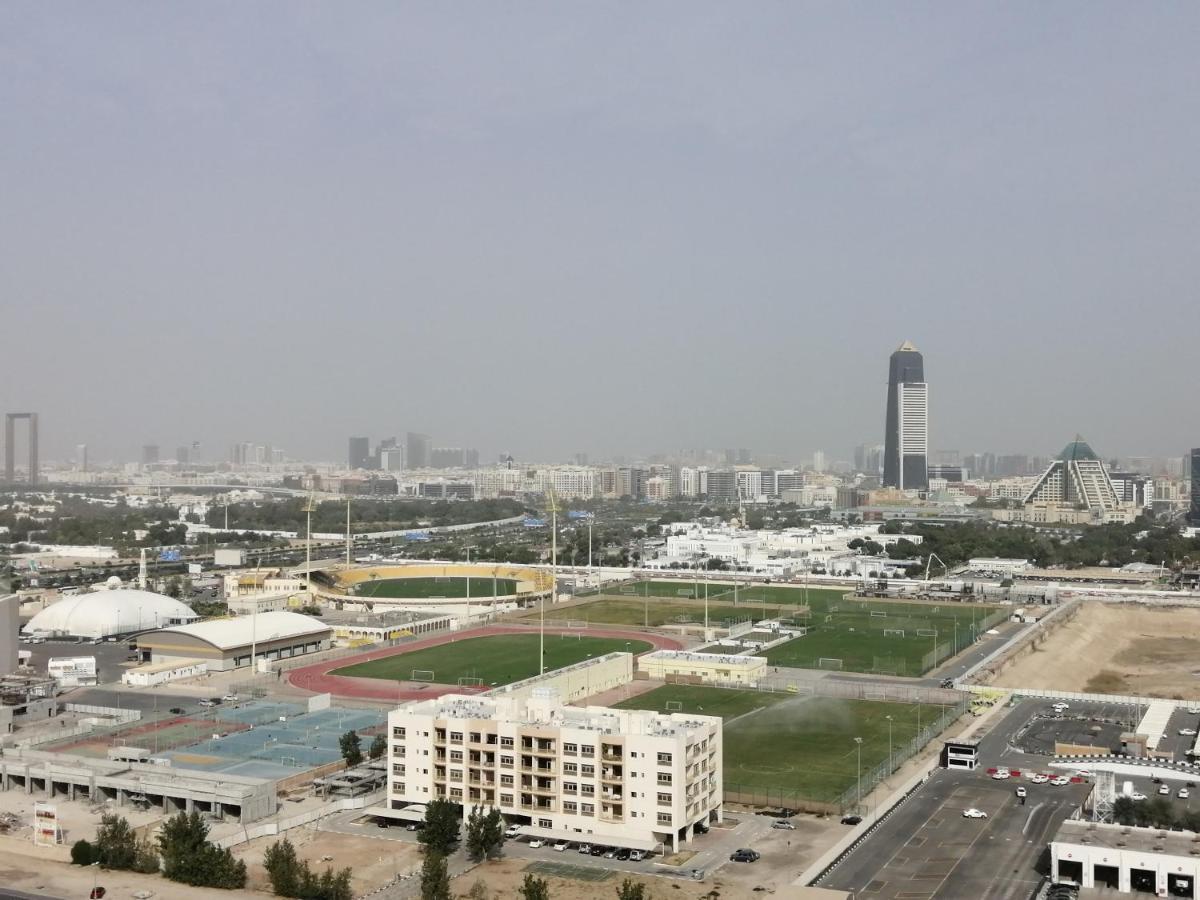 Cozy 1br With Pool And Gym 10mins Away By Drive To Dxb Airport Apartment *