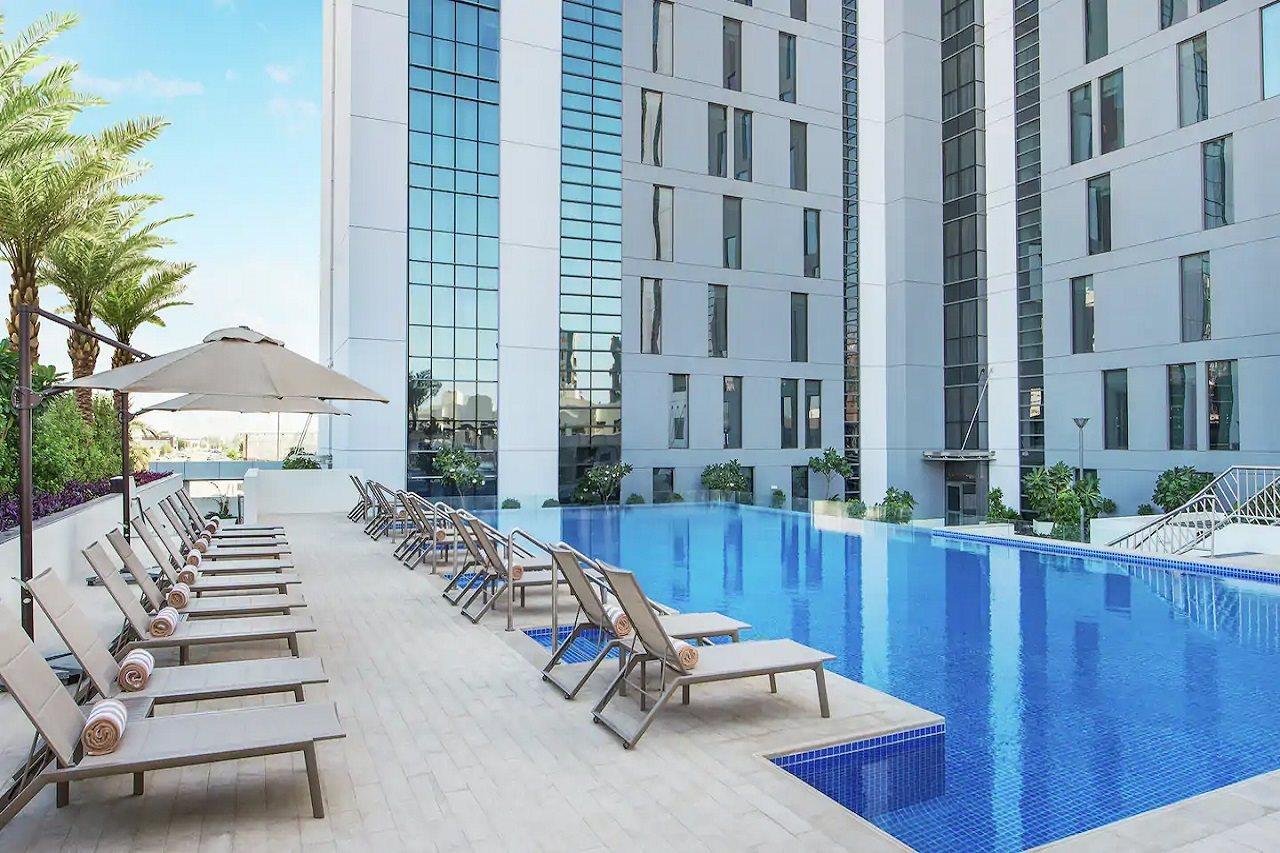 Hotel Hampton By Hilton Airport 3*