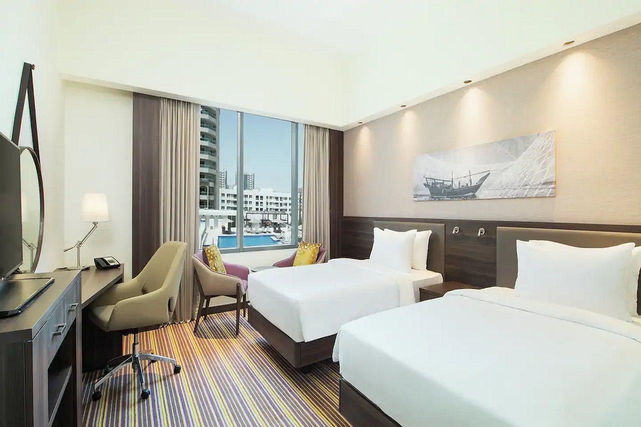Hampton By Hilton Airport