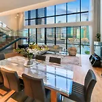 Fam Living Duplex - City Walk