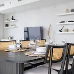 Urban Tropic 3 Bedroom Apartment With Full Sea View By Suiteable Interiors