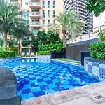 Captivating Arabian Sea & Burj Khalifa Views