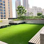 Elegant & Chic 2Bedroom Balcony Creek Waterfront