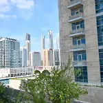 Scala Tower Central Chic With A Twist Studio