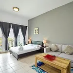 Luxury Escapes - Tranquil Studio Near Furjan Metro - Relaxing Holiday Retreat