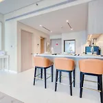 Lovely Sea Views ,1Br Resort Style Amenities ,Get Access To Aura Infinity Pool