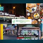 Bee Capsule Hostel Near Burjuman Metro And Sharaf Dg Metro Station