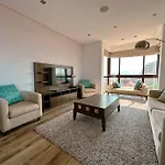 Family Friendly Apt At Palm
