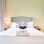 Downtown - 2Br Apartment With Burj Khalifa View