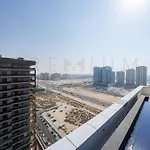 Studio-205 V2 Tower,Dubai Sport City