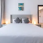 Torch Tower Apartment In Dubai Marina