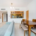 Lux Bnb I Turia Tower I Lake & Garden View